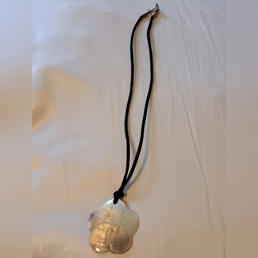 M o P Necklace 8/14